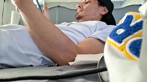 Snapshot of jpizzy23 chatting on September 22, 4:44 pm dLowfrk online show from September 22, 4:44 pm