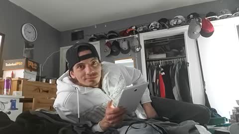 Snapshot of jpizzy23 chatting on March 11, 9:37 pm dLowfrk online show from March 11, 9:37 pm
