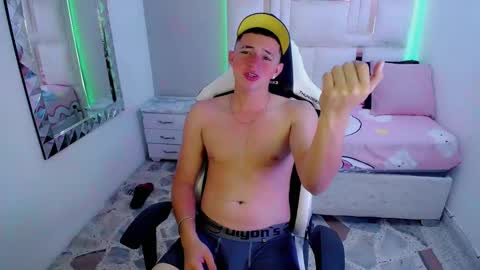 N I N O online show from March 5, 1:06 pm