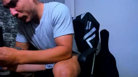 juan_jsmith online show from July 28, 3:21 pm