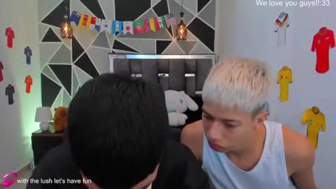 JuanSteven online show from June 24, 9:00 pm