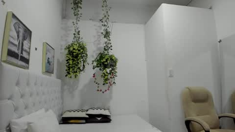 juana_naranjo online show from June 2, 3:08 am
