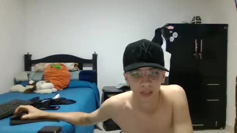 juanboytw online show from February 12, 9:11 pm