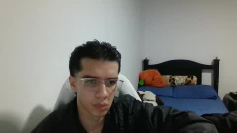 juanboytw online show from February 11, 11:01 pm