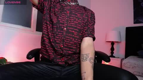 juancamilo66_ online show from March 6, 4:19 am