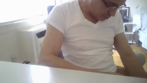 juanearth1 online show from April 28, 10:03 pm