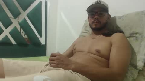 juanfe_style online show from March 19, 12:49 am