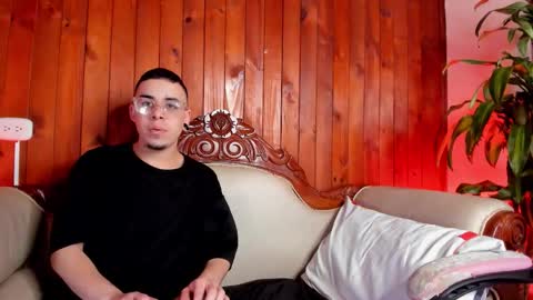 juanftmaria2 online show from February 7, 4:04 am