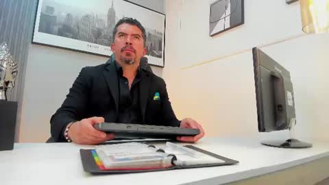 Juan k online show from July 26, 4:54 am