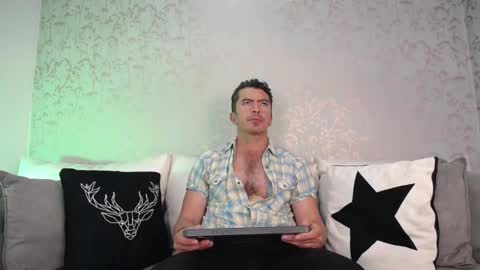 Snapshot of juank_fit45 chatting on October 2, 1:54 pm Juan k online show from October 2, 1:54 pm