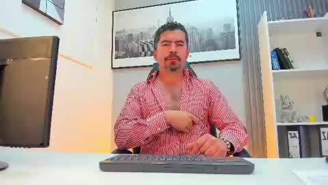 Juan k online show from July 29, 3:50 am