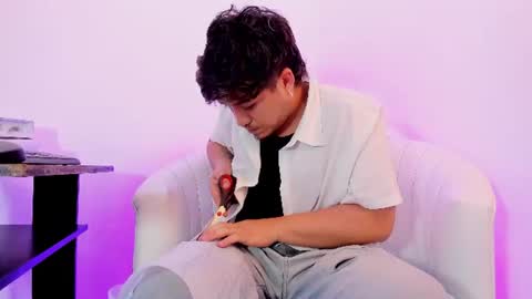 JUAN  online show from June 25, 12:40 am