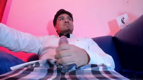 JUAN  online show from July 16, 11:39 pm