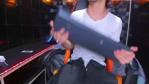 juanpiedraita online show from March 13, 2:31 pm