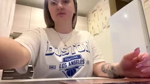 JudeValenti online show from October 18, 6:12 pm