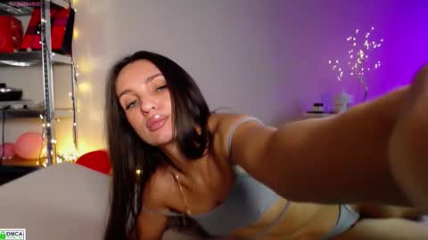 judy_cutie online show from March 12, 2:15 am