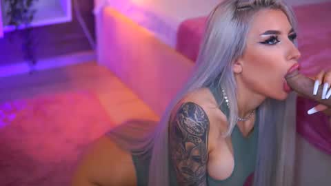 Jessye online show from January 10, 9:42 pm