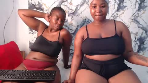 juicyjasminx online show from June 25, 8:25 pm