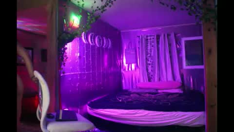 juicyjayxxx69 online show from November 12, 4:26 am