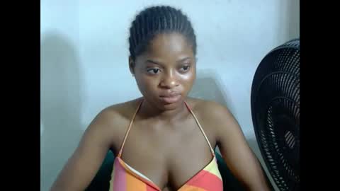 juicynpinkx online show from April 29, 5:30 pm