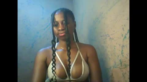 juicypiexx online show from November 23, 3:48 am