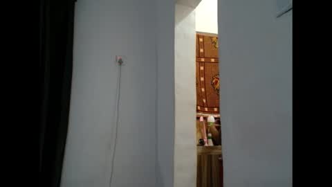 juicyxpink online show from September 19, 7:34 am