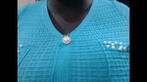 juicyxxxboobs online show from May 4, 7:20 pm