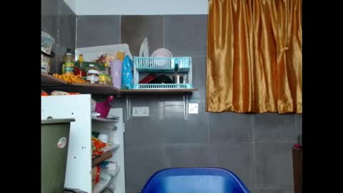 juicyxxxboobs online show from March 2, 12:23 pm