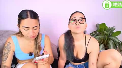 Jules and Gia online show from July 28, 2:57 pm