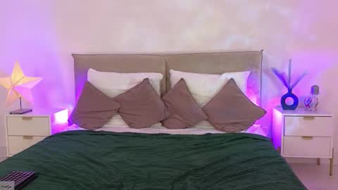 Jules Night online show from November 26, 9:44 pm