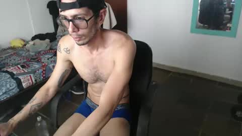 Julfigo online show from April 28, 3:05 pm