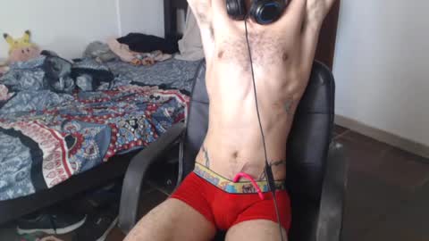 Julfigo online show from July 8, 6:33 pm