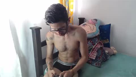 Julfigo online show from March 3, 2:06 pm