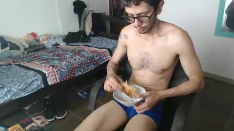 Julfigo online show from May 2, 2:45 pm