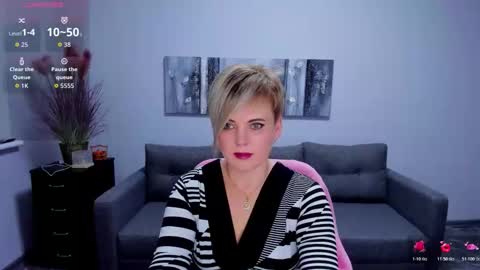 Julia online show from December 1, 12:47 pm