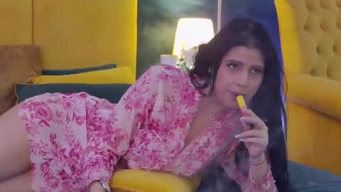 Julia online show from March 7, 8:44 pm