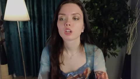 juliamoss online show from March 4, 4:20 am