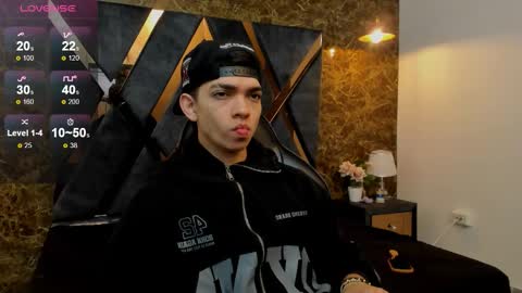 JULIAN  online show from February 25, 11:36 am