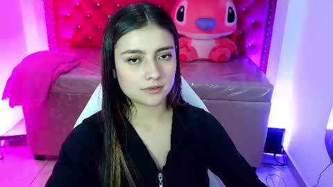 juliana_diamond_ online show from June 20, 9:15 am