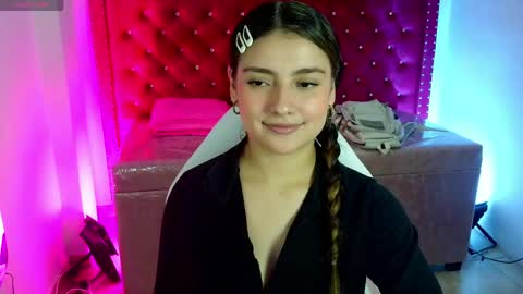 juliana_diamond_ online show from May 5, 3:02 am