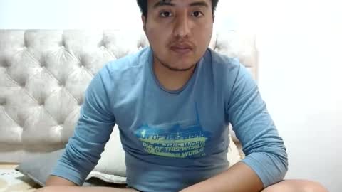 Julian online show from February 20, 10:12 pm