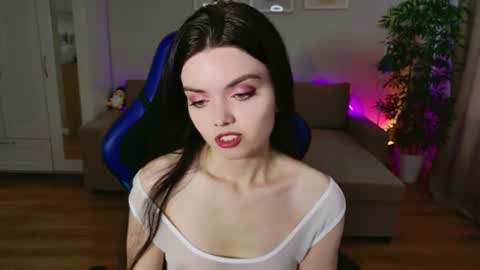 Julia online show from August 1, 9:11 am