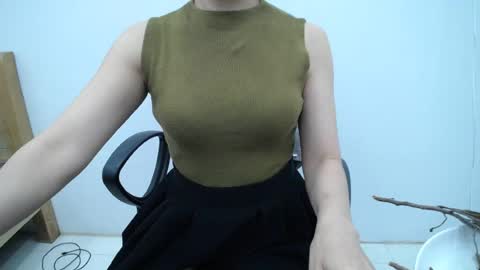 julie9x online show from June 17, 7:24 am