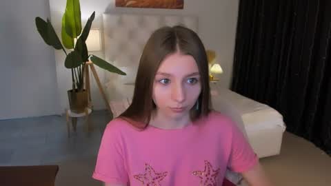 juliedaniel online show from June 17, 8:52 am