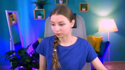 juliedaniel online show from March 9, 9:03 am