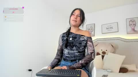 juliee_ross online show from July 6, 3:03 pm
