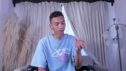 Julien online show from July 2, 12:10 pm