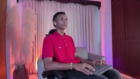 Julien online show from January 14, 11:51 am