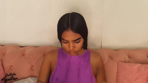 Juli online show from February 1, 9:01 pm