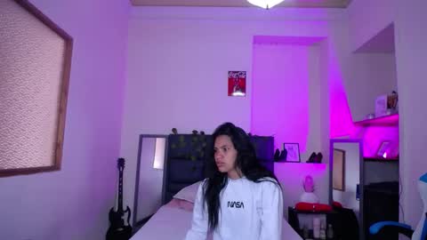 Julieta online show from February 15, 3:55 pm